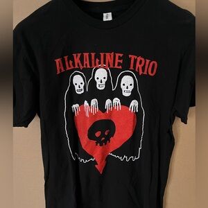 Alkaline Trio Skull Heart T Shirt Hot Topic Emo Punk Band Large Mint S/S
